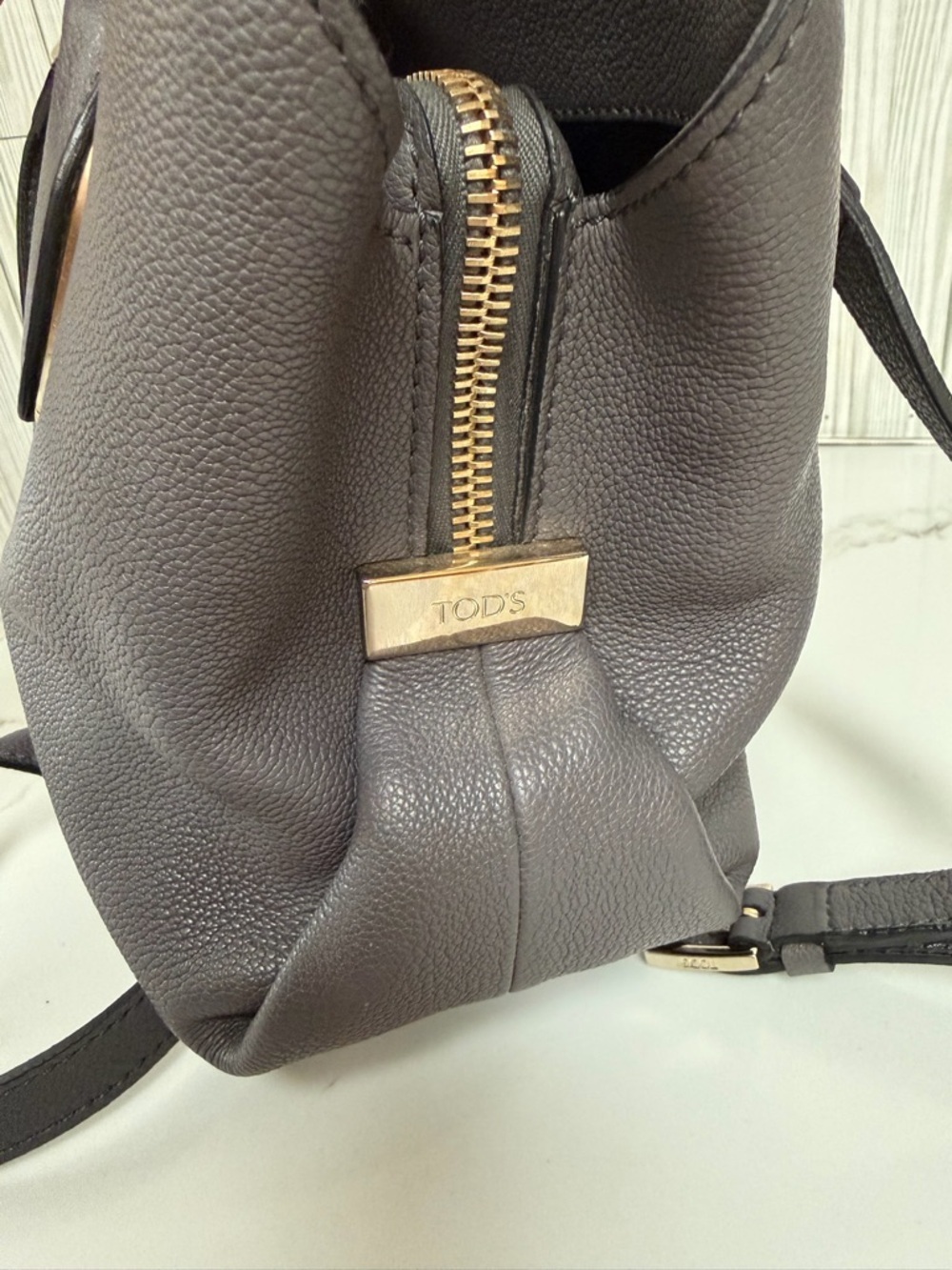Tod’s Gray Pebbled Leather Satchel Crossbody Bag  Top Handle Designer - Picture 3 of 11